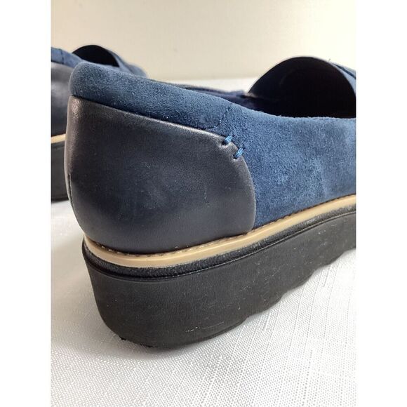 Clarks Women’s Navy Blue Suede Comfort Loafer Size 7.5 - Picture 6 of 13